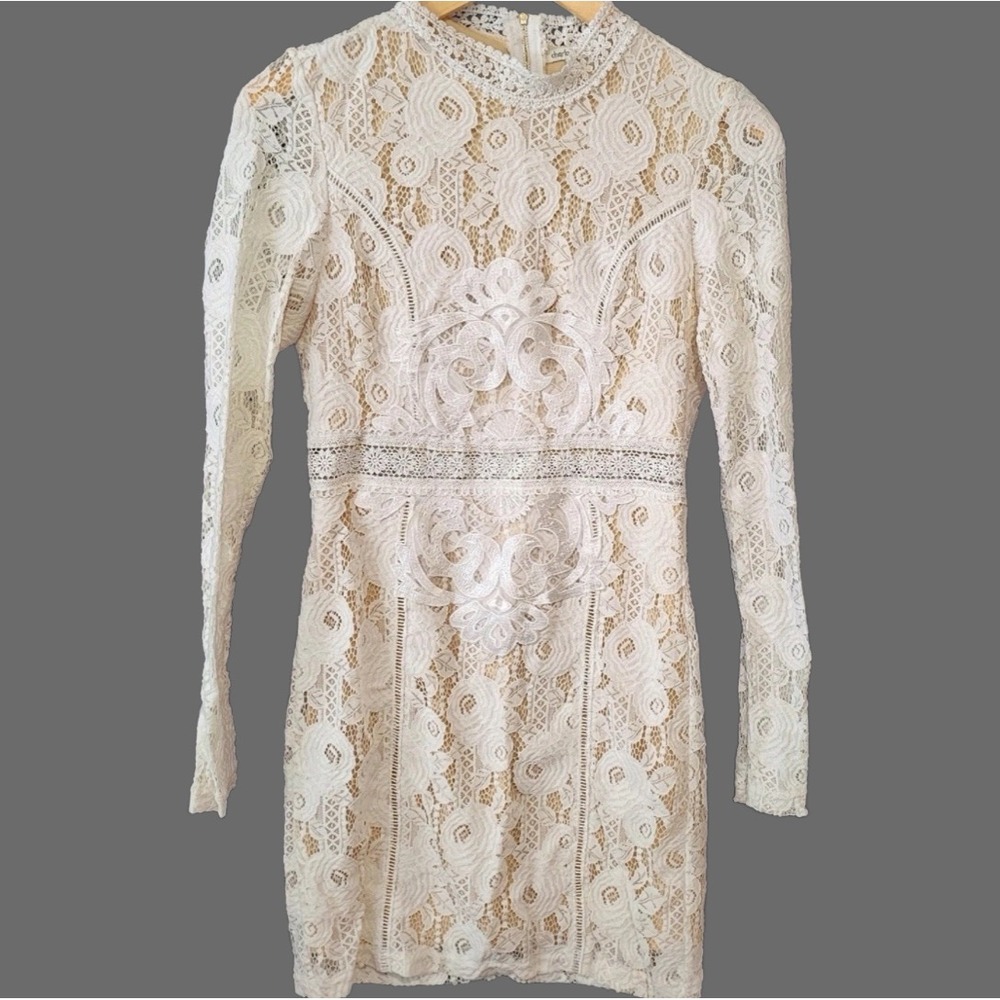 Charlotte Russe White/Ivory Lace Long Sleeve Body Dress Size Medium